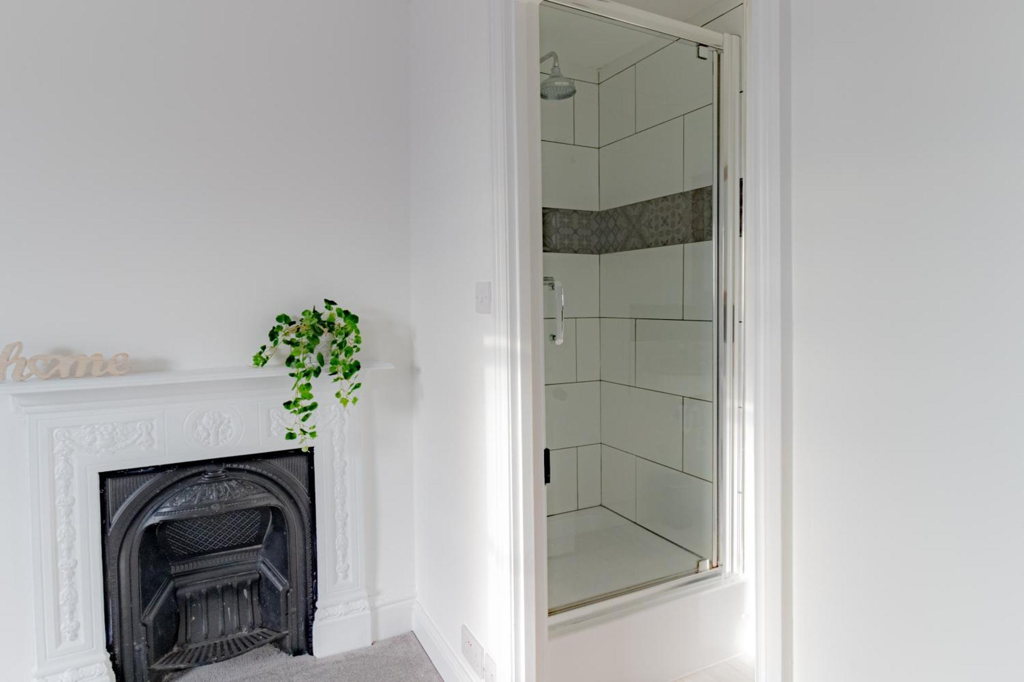 Fabulous, Vibrant, Town House, Central Bath Road Cheltenham Ngoại thất bức ảnh